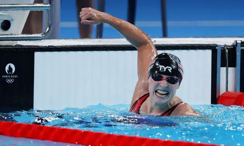 Katie Ledecky Wins 1500m Freestyle Gold